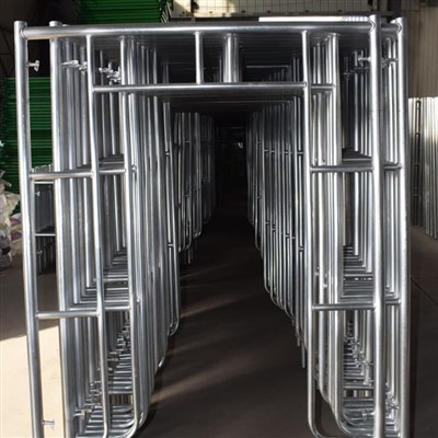 Fémvázas állványzat